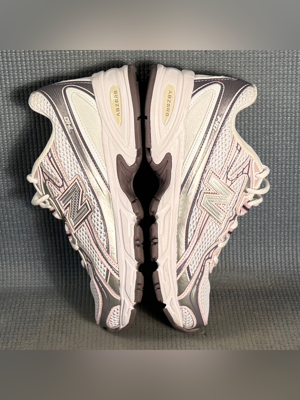 New Balance 740 Athletic Casual Shoes Women’s Size 6 - Picture 6 of 9